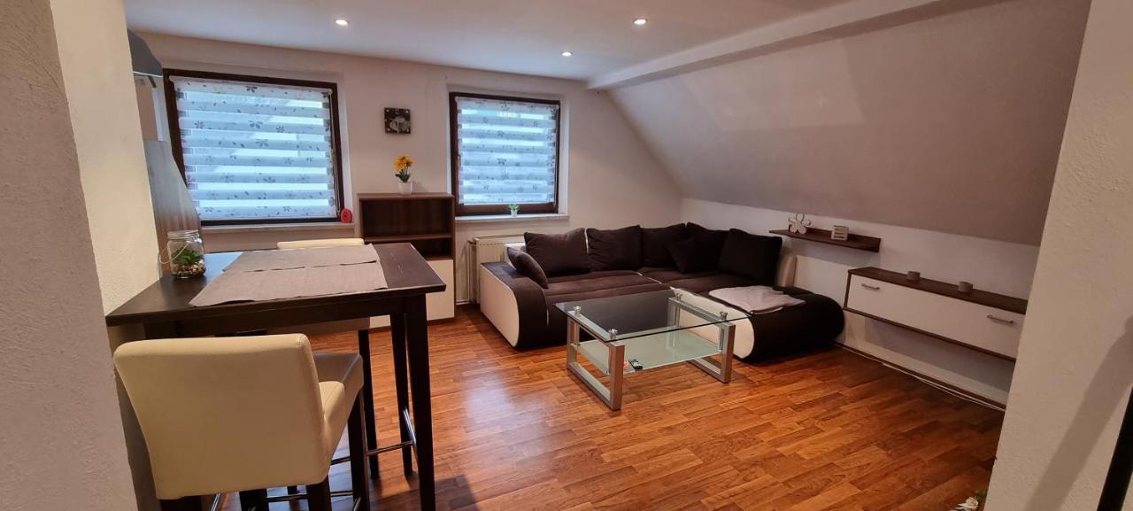 Suesse Kleine Ferienwohnung Πίρνα Εξωτερικό φωτογραφία